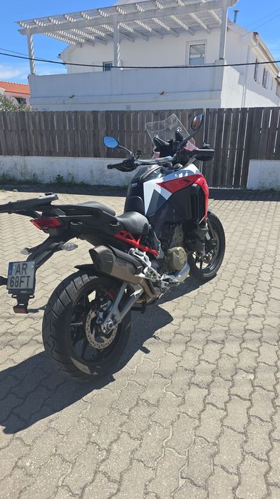 Vendo Ducati Multistrada V4S de 06/2022