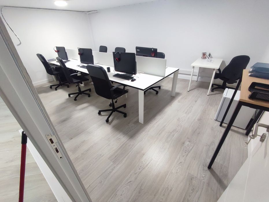 Colocação de chão flutuante, vinílico,ext.. carpinteiros profissionais