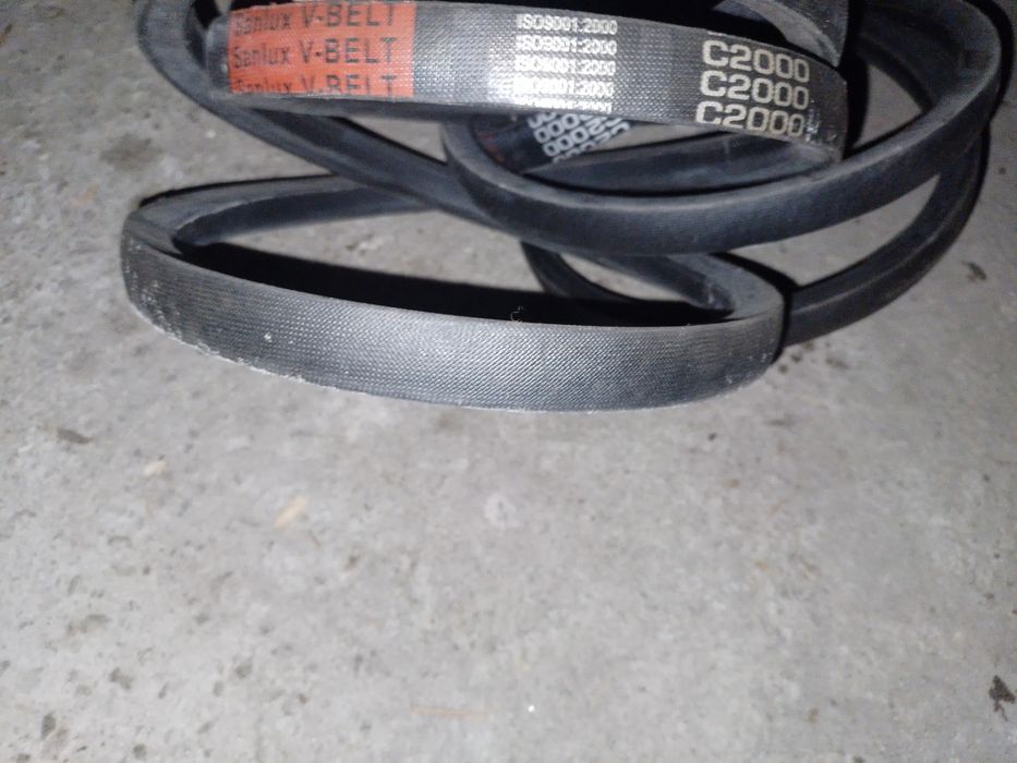 Ремні с 2000 нові