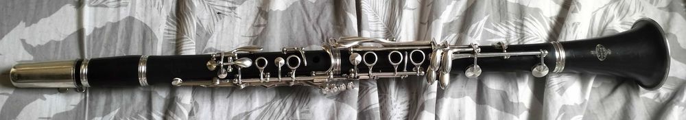Clarinete Buffet Crampon E10