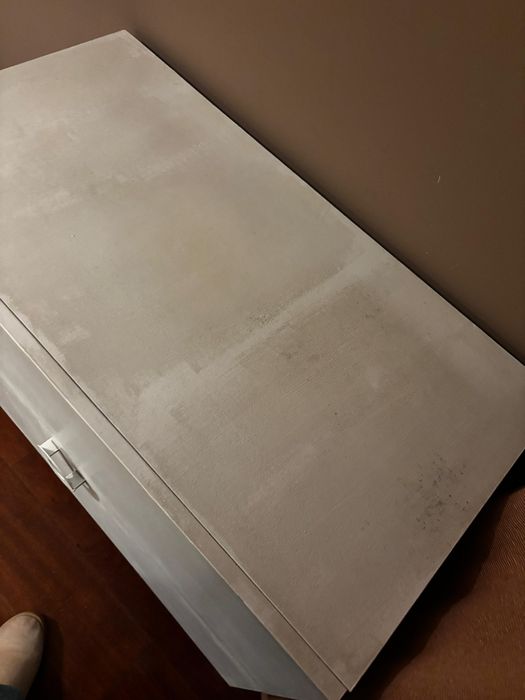 2 mesas cabeceira + 1 camiseiro