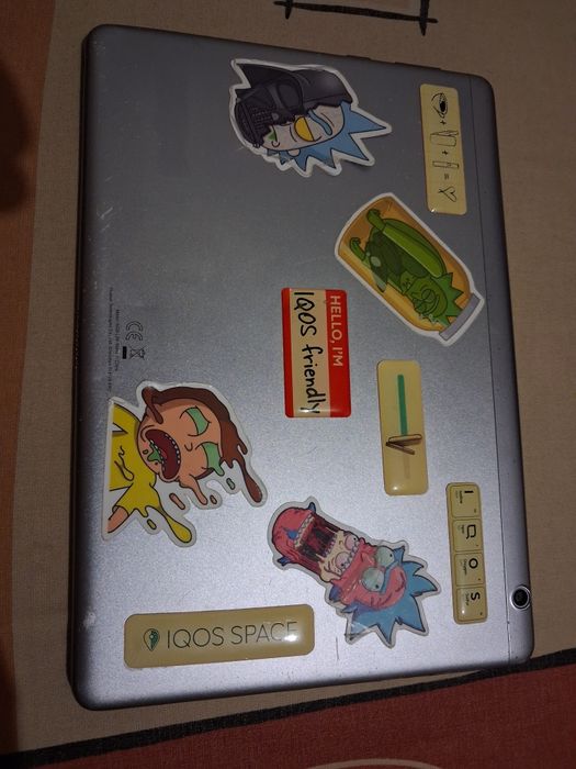 Продам планшет Huawei Media Pad T3-10 рабочий. (Уборка кладовки).