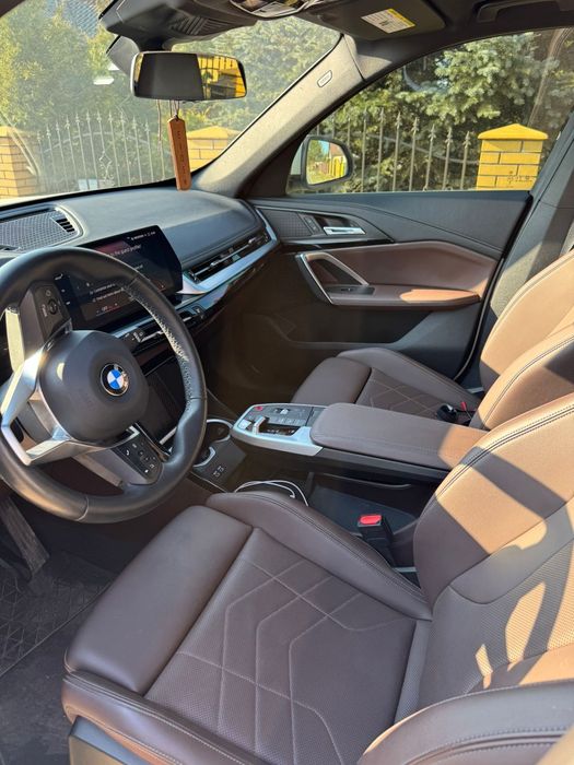 Sprzedam BMW X1 U11 2023r. 2.0 benz.prywatnie X Drive, automat,