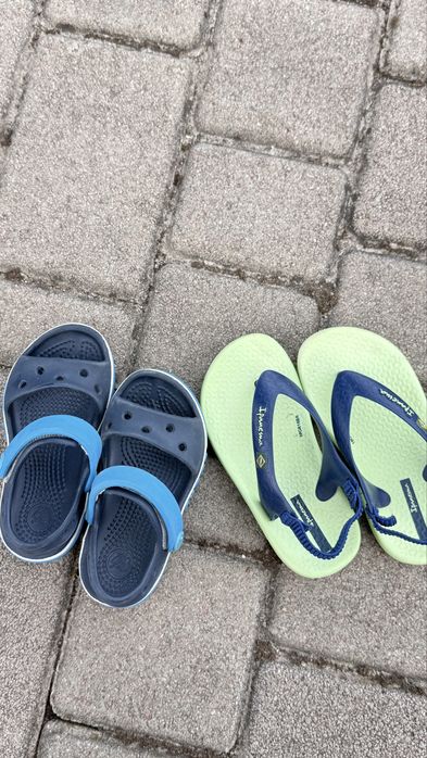 Crocs c6 для хлопчика босоніжки 23