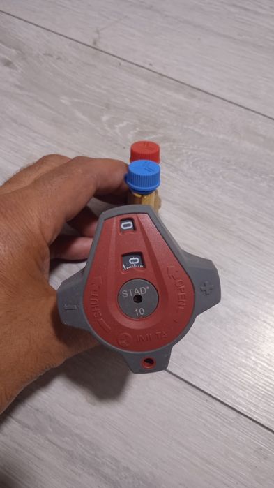 Продам краны шаровые.