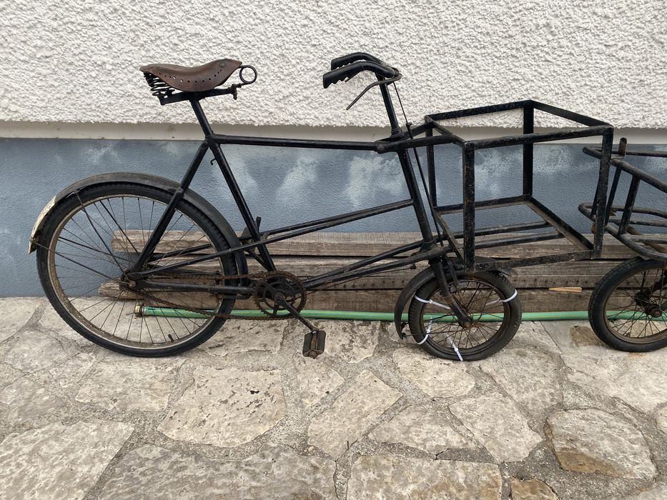 Bicicleta antiga inglesa carga