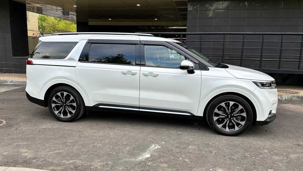 Kia Carnival 2021 2,2 дизель