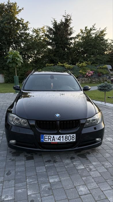 Bmw e91 318i black sapphire