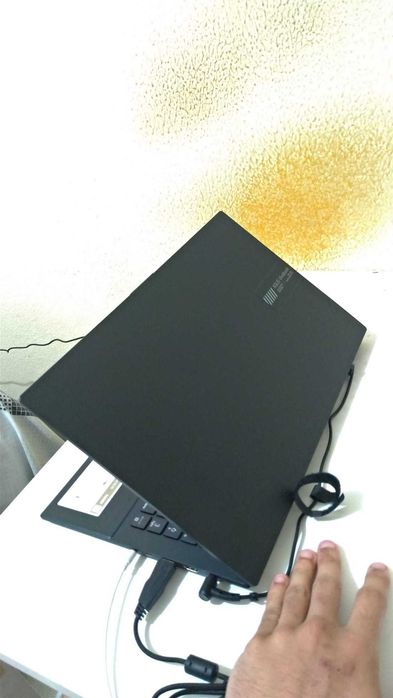 Notebook portatil asus vivobook 14/15AMD RYZEN 5 7520U with randeon grafics (PREÇO NEGOCIAVEL)