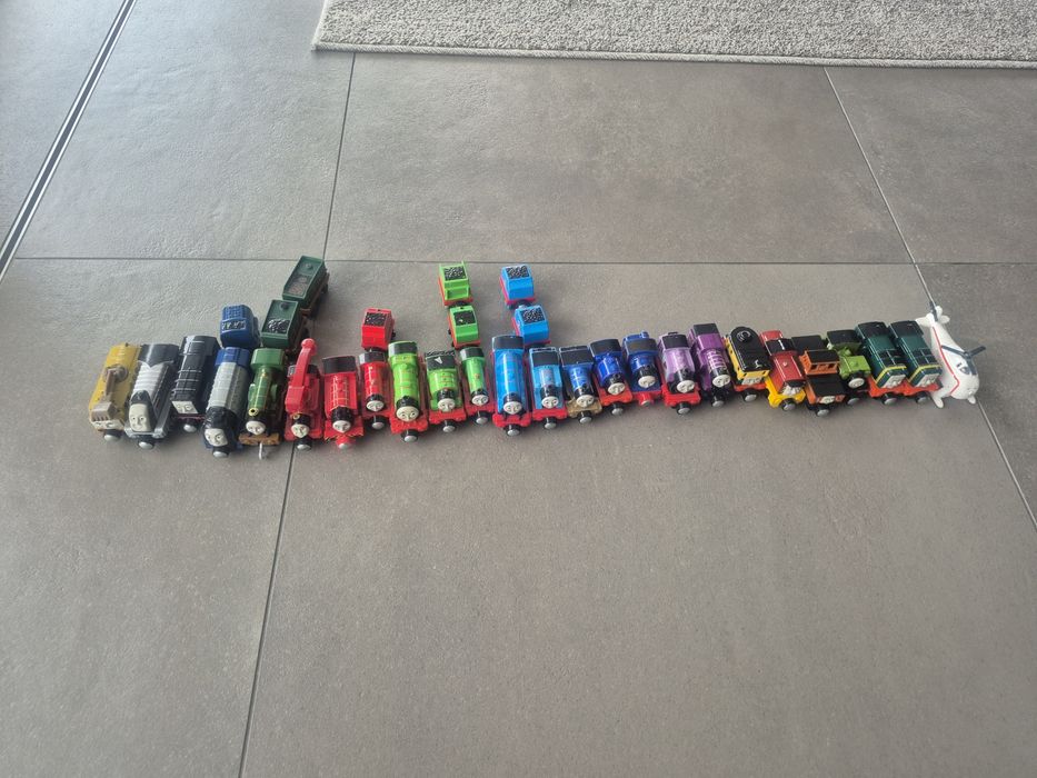 Kolekcja lomkomotywy 33 elementy Tomek I przyjaciele