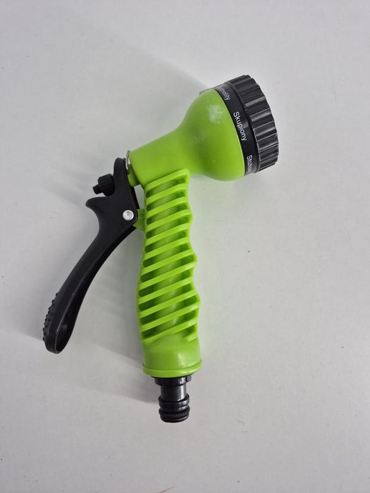wielofunkcyjny pistolet zraszający do węża ogrodowego