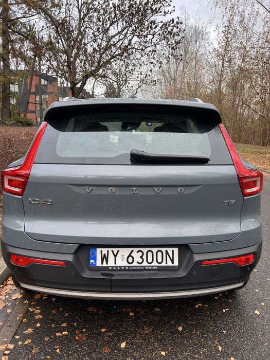 Sprzedam Volvo XC40 na gwarancji