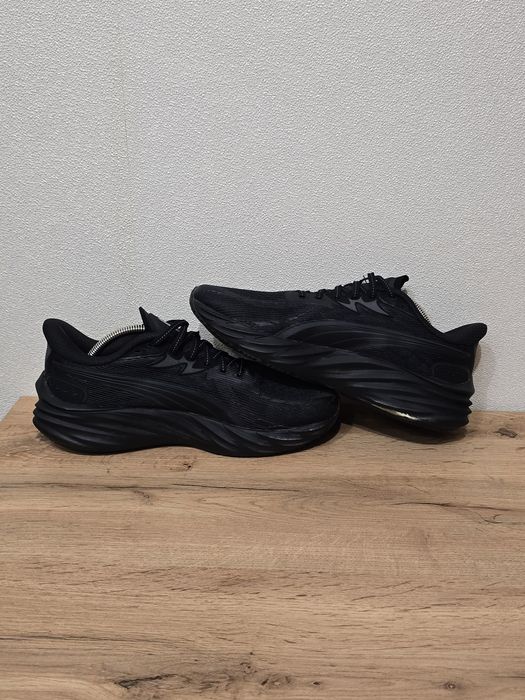 Кросівки  puma Velocity Nitro