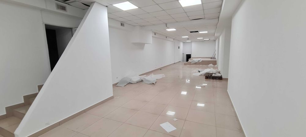 Продаж цокольного приміщення 416 кв.м, Соборна/Вадима Благовістного
