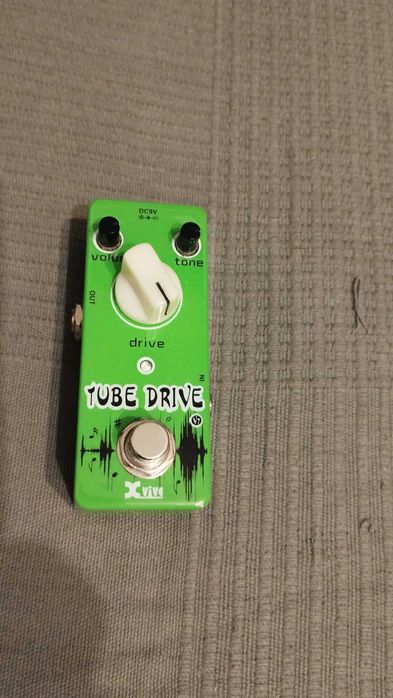 Efekt gitarowy Xvive Tube Drive