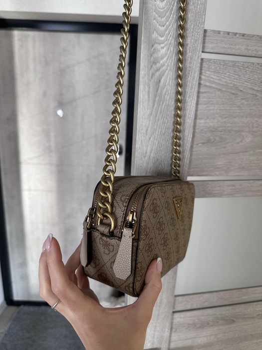 Продам сумочку Guess оригинал!