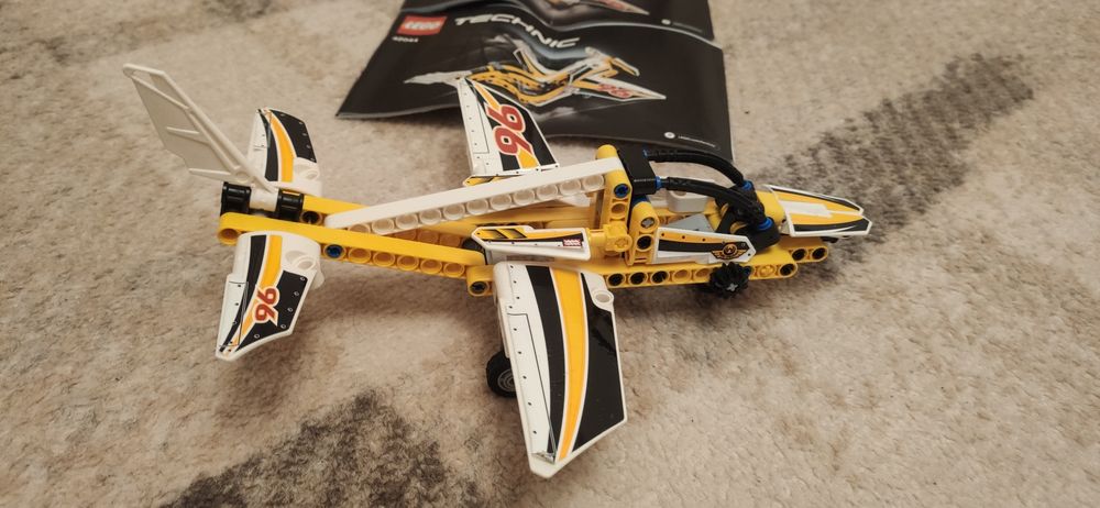 Klocki LEGO 42044 technic