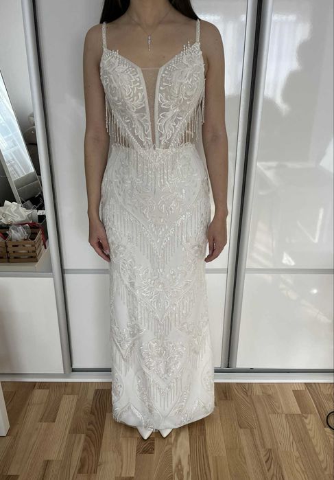 Suknia ślubna dopasowana