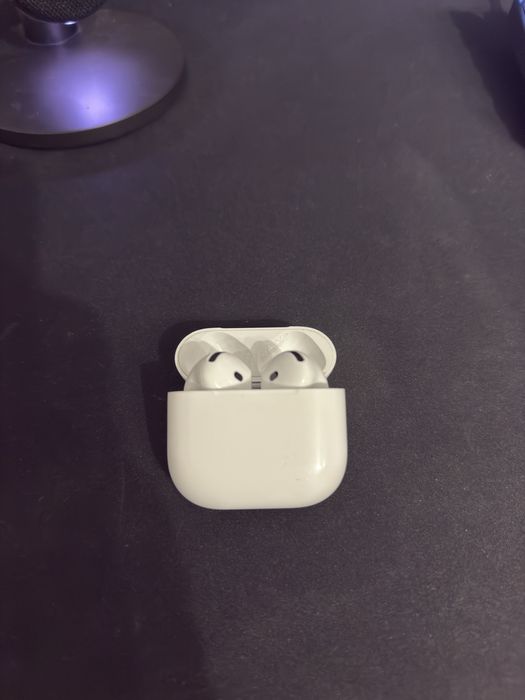 Airpods 4 bez ANC