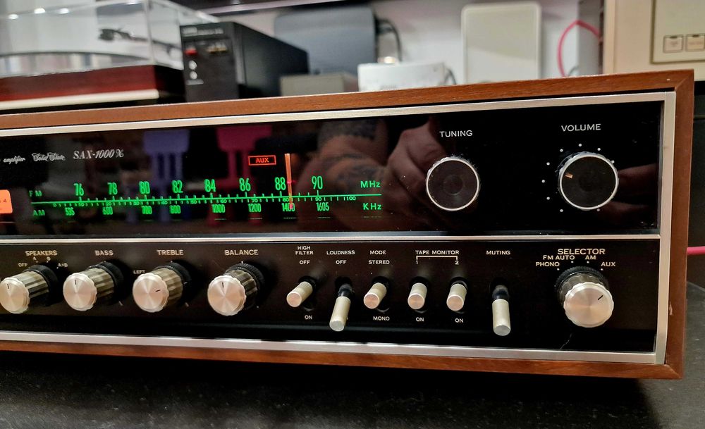 Wzmacniacz SANSUI SAX 1000X