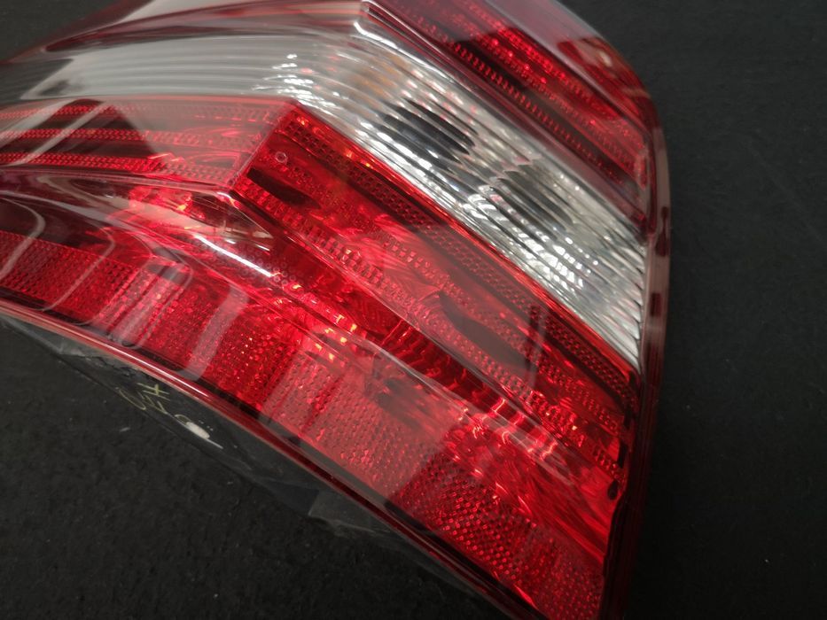 Farolim traseira esquerda Mercedes w164 ML 2006-2009(ESQURO) 2006- EPC