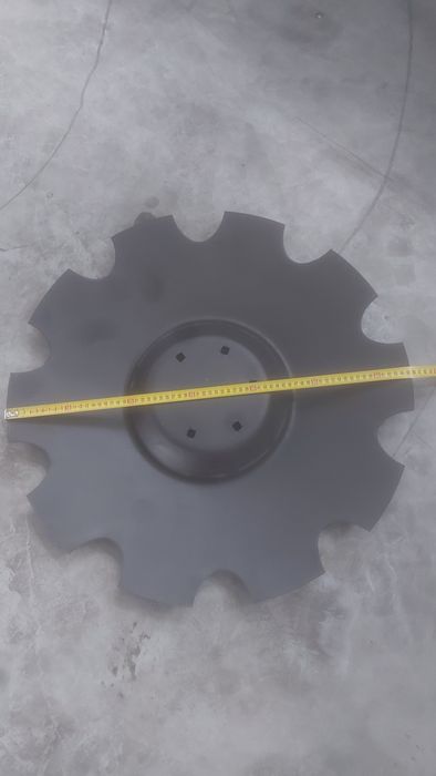 Talerz uzębiony 660x6mm 6otworów rozstaw150mm pod piastę  Unia Mars