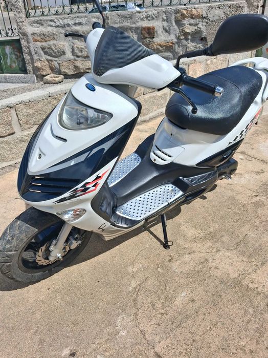 Adly scooter 50 2 tempos