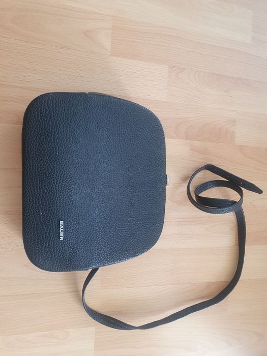 Стара відеокамера BAUER