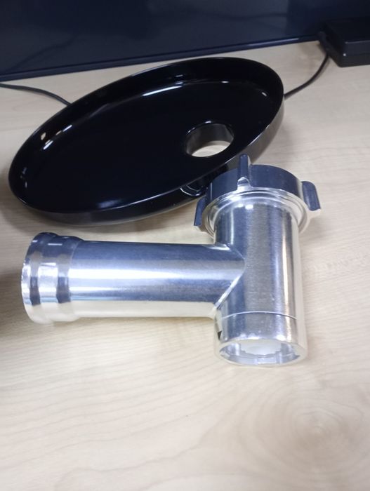 Кухонна машина,планетарний міксер  Grunhelm GKM 0016 В