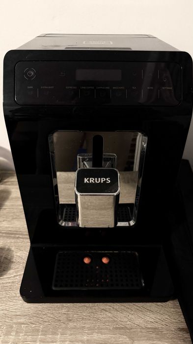 Uszkodzony Ekspres do kawy automatyczny KRUPS Evidence EA8918