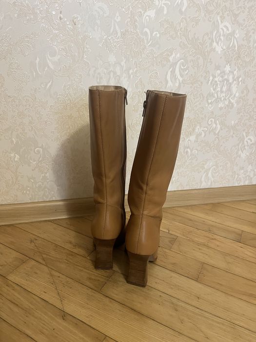 Ботінки жіночі