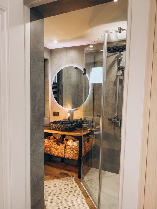 Оренда будинку недалеко Фортеці Тустань