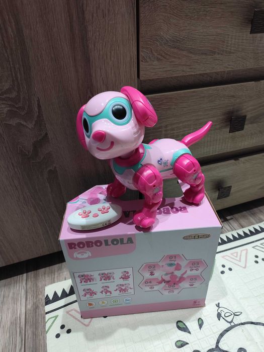 Interaktywny piesek robot