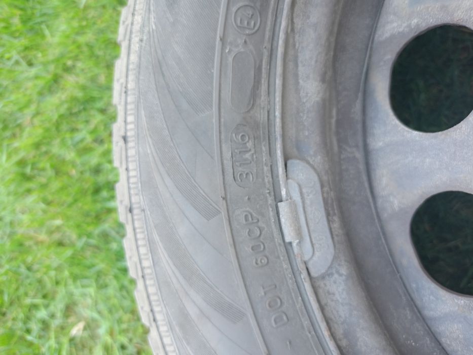 Opony zimowe  Nokian WR D3