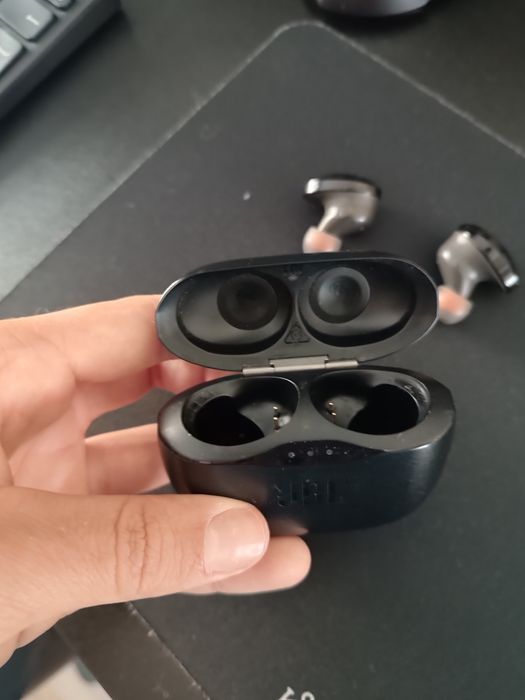 Fones auriculares bluetooth JBL (Tune 125TWS)