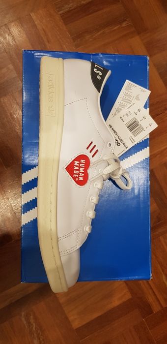 Adidas Stan Smith, Size 43 1/3, Authentic and Brand New64298020861698122