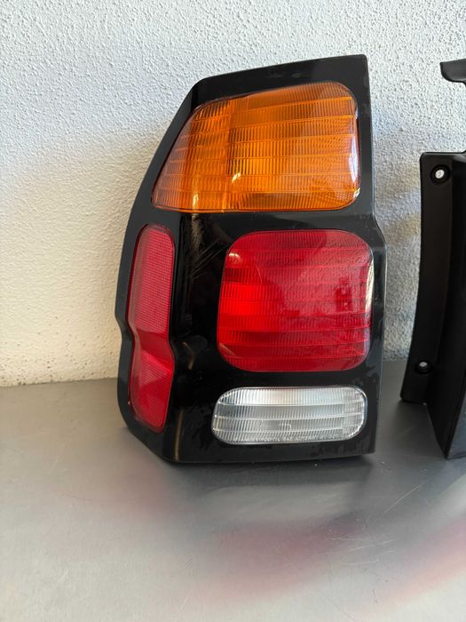 Farolins Traseiros Mitsubishi Pajero Sport 2001