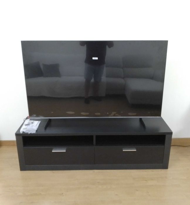 Móvel TV + cristaleira e estantes