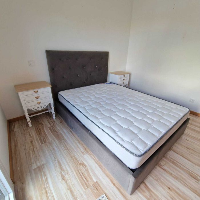 Camas de Casal Estofadas de Luxo 199€ Disp. em Várias Cores! 190x140m!