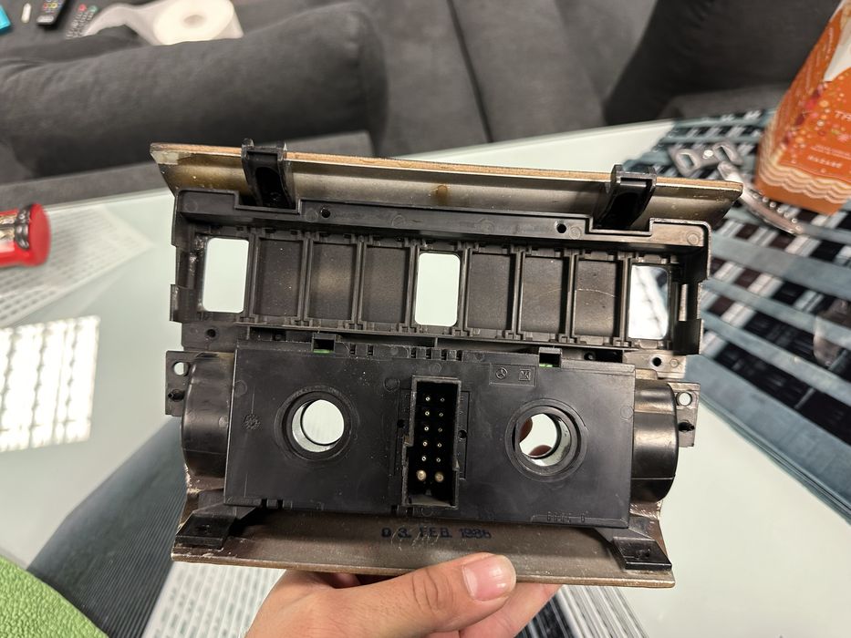 Madeira/sofagem Mercedes W124