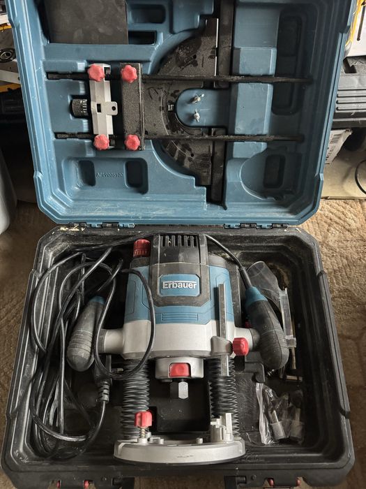 Frezarka górnowrzecionowa Erbauer 2100W