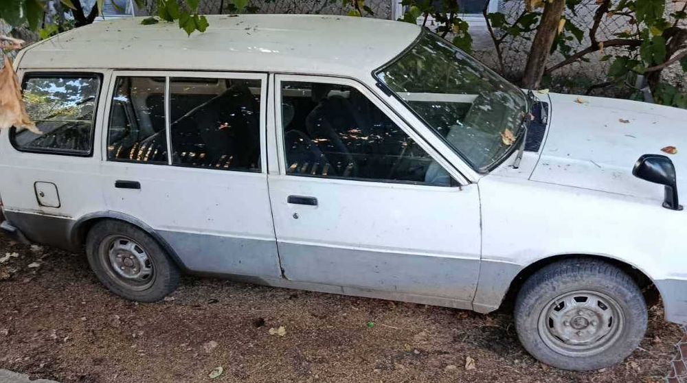 Продаю Nissan sunny универсал