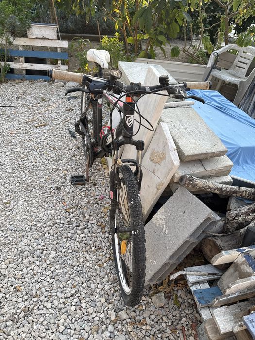 Vende ,vende,vende,vende para não estragar bicicleta como nova