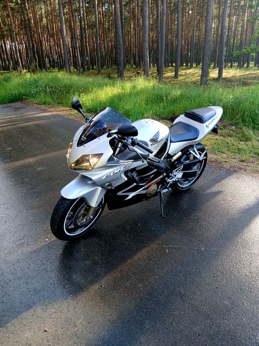Honda cbr 600 f4i sport