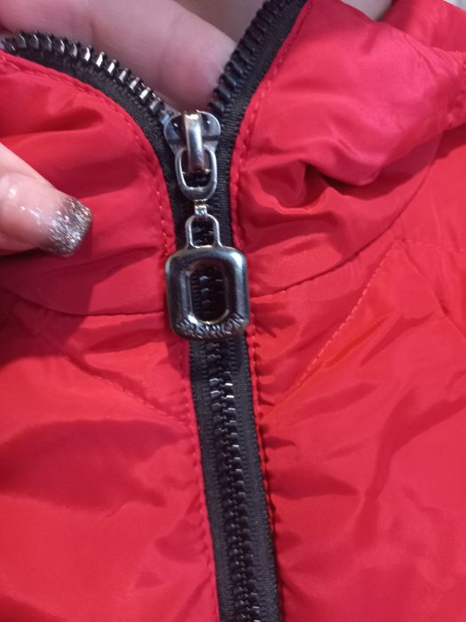 Куртка на дівчинку. Осінь.