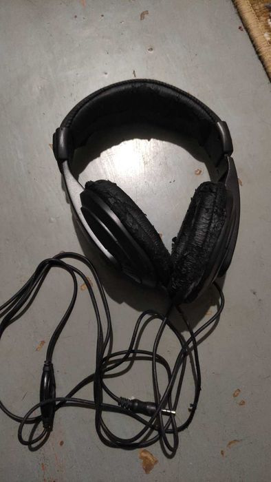 Наушники Sven GD-750V рабочие.