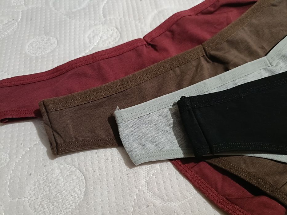 Набір трусиків .Стрінги L