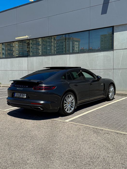Porshe Panamera 4 E- Hybrid sport