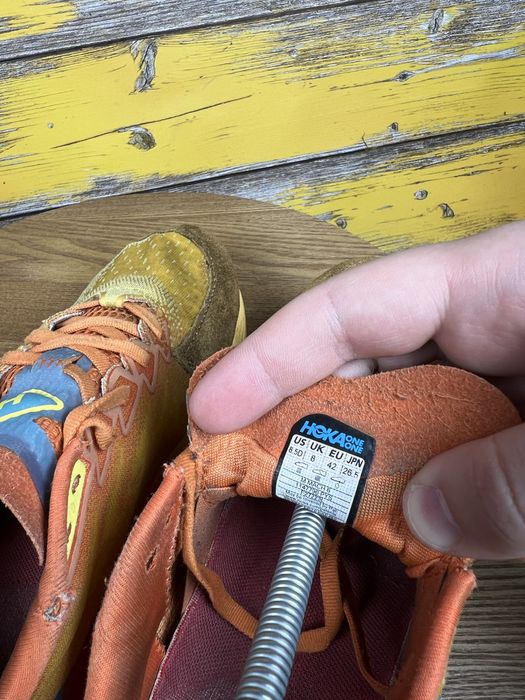 Оригінал розмір 42 кросівки Hoka Mach 6