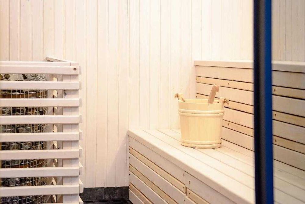 Діючий готель-ресторан в Поляниці